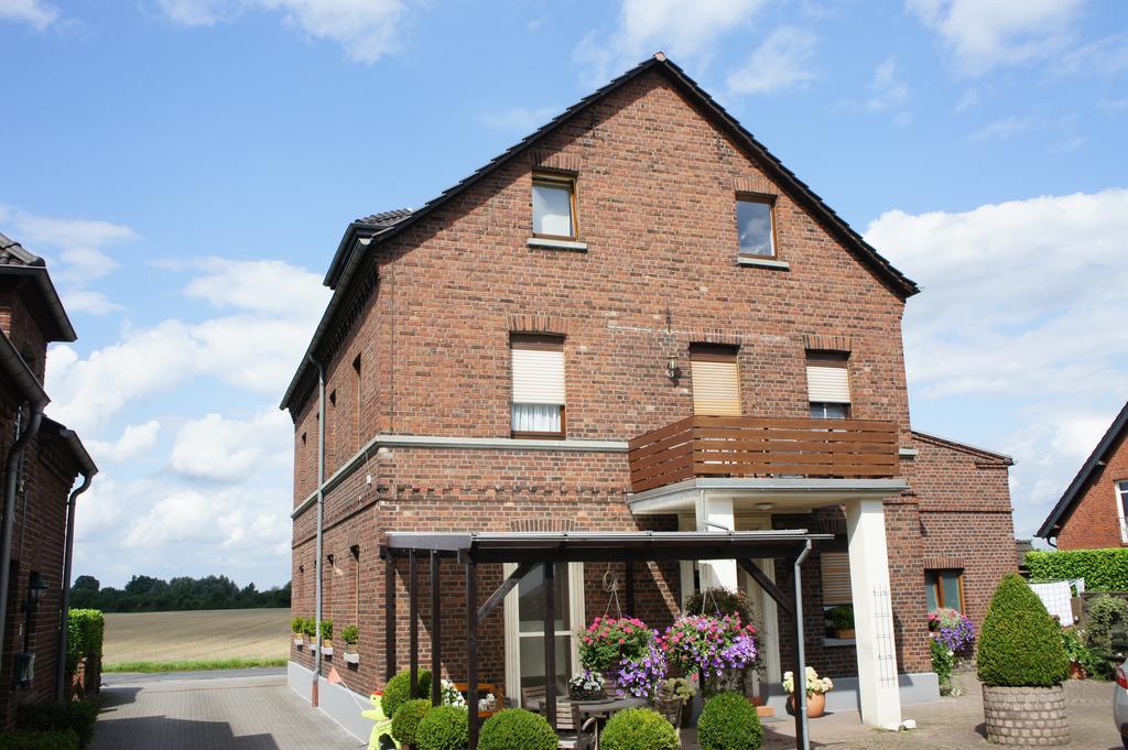 Ferienwohnung Poettershof Krefeld Szoba fotó