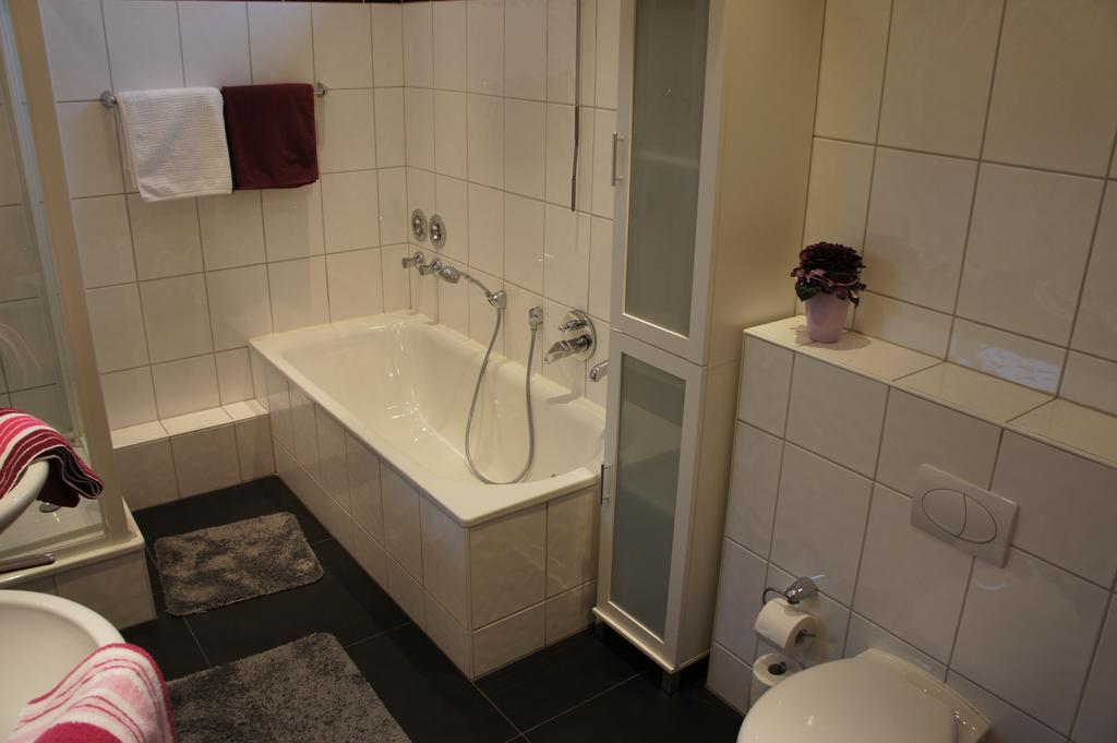Ferienwohnung Poettershof Krefeld Szoba fotó